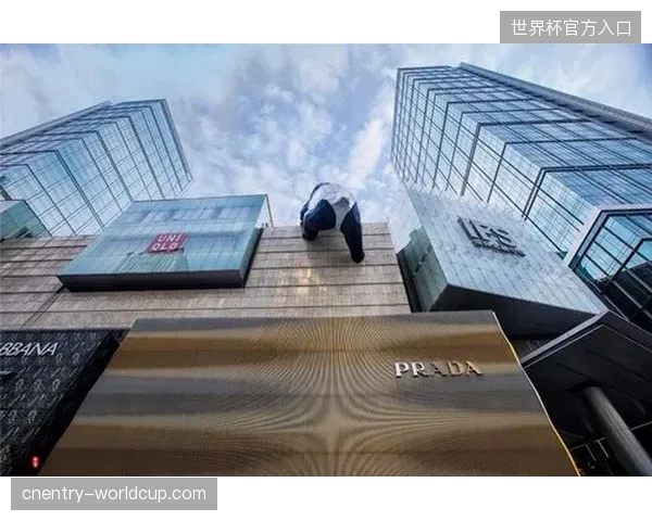 成都IFS大屏云转播为何未能引流至商圈实体餐饮消费